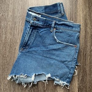 Abercrombie & Fitch Mid Rise Mom Short